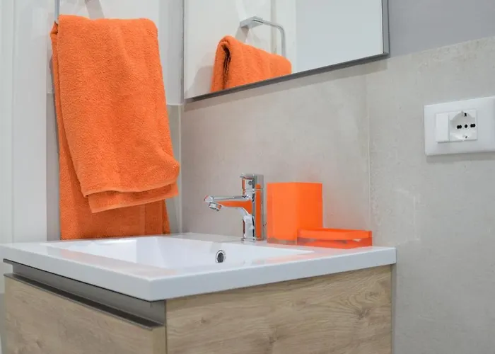 Casa Pesa 2 2 Baths Center דירה *