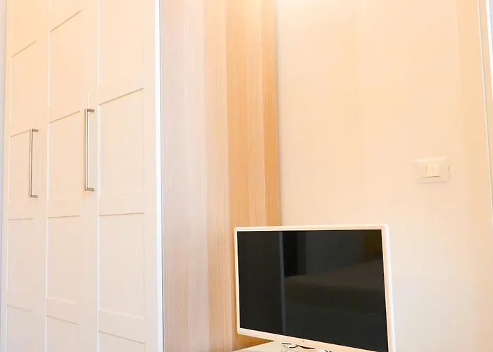 Casa Pesa 2 2 Baths Center דירה